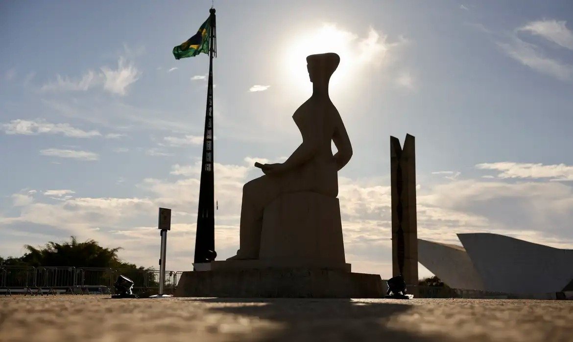 Falta de informação dificulta acesso a direitos