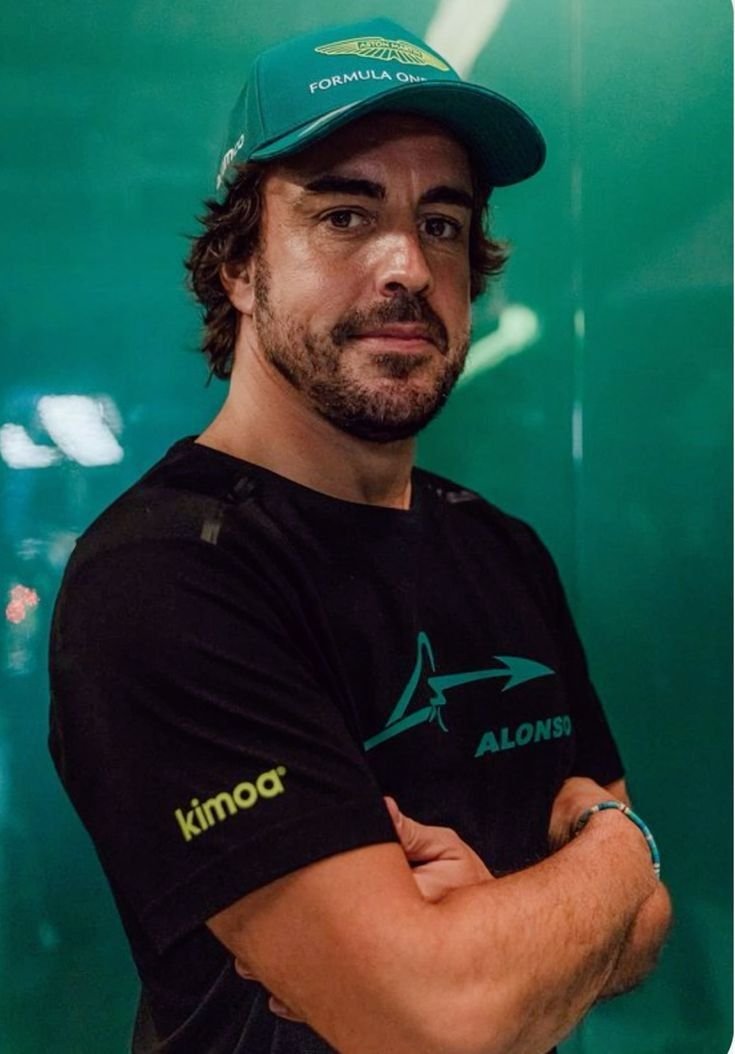 Alonso cobra F1 mais divertida e questiona pistas atuais