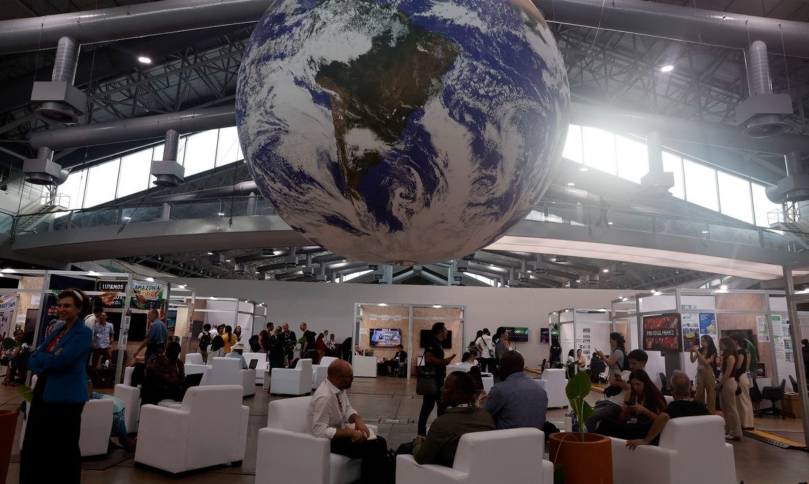 Brasil seleciona sociedade civil para participar da COP31 na Turquia
