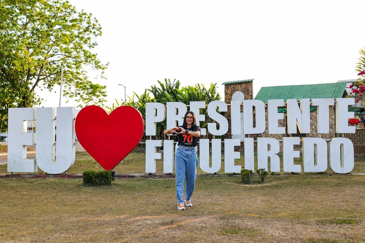 Em carreata, Shádia destaca potencial turístico de Presidente Figueiredo