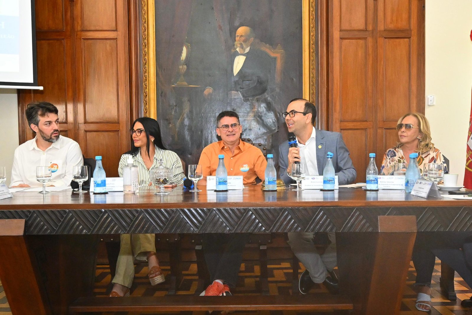 David quer levar secretarias estaduais ao Centro de Manaus